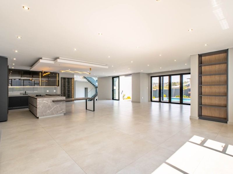 Prestigious Brand-New Five-Bedroom Home For Sale in Waterfall Country Estate” - Photo 7