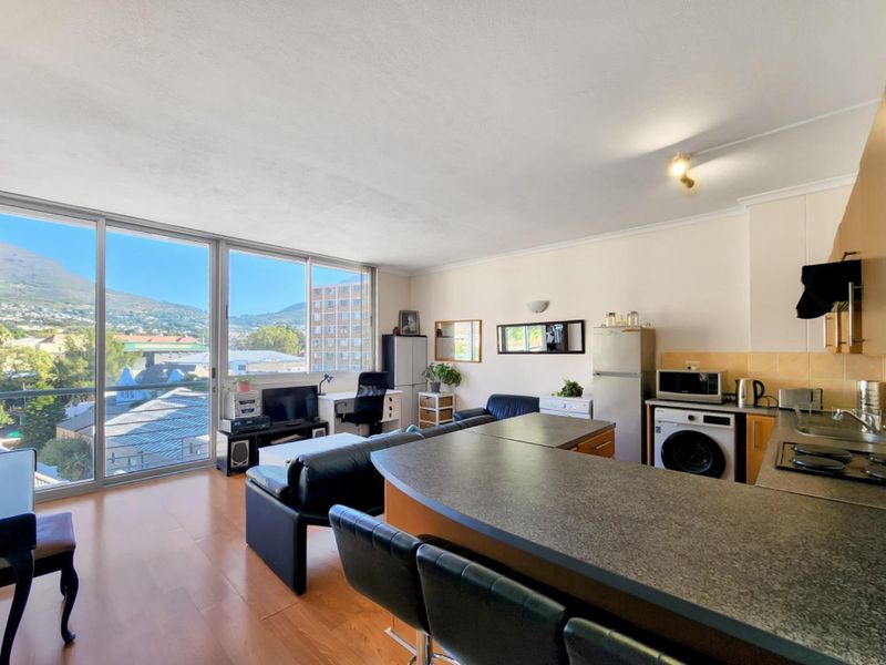 Ultimate Urban Living with Iconic Table Mountain Views - Photo 4