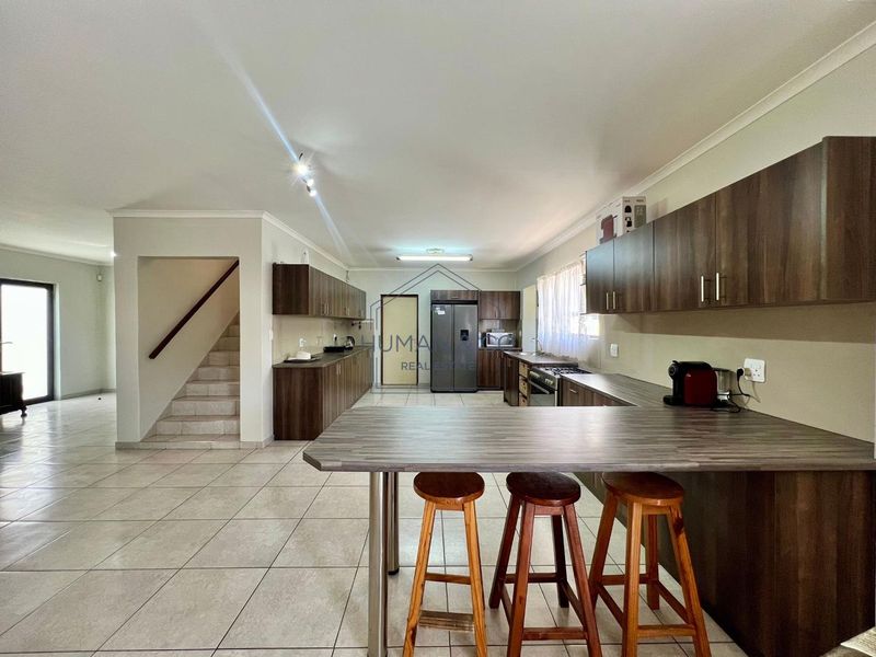 Spacious modern family home in Meersig - Photo 7