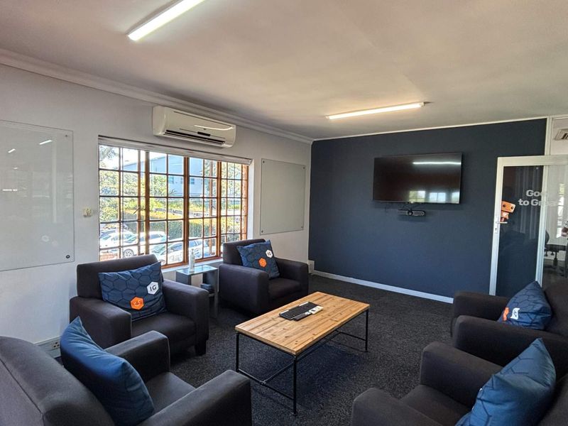 Modern First Floor Offices To Let | Secure Business Park | Old Main Road - Photo 3