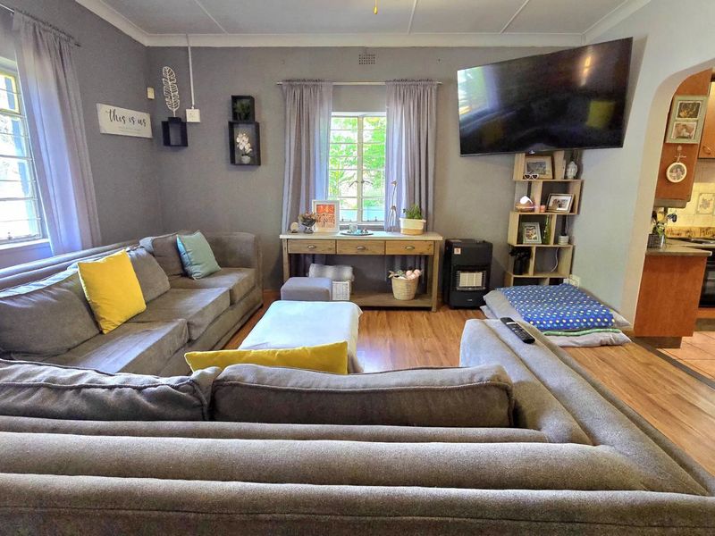 2 Bedroom House for sale in Florentia - Photo 8