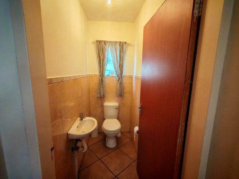 Full Title Duplex For Sale - Photo 6