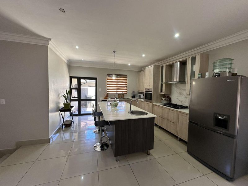 Secure Estate Living in Ivy Hill – Modern Comfort in Wild Olive Estate - Photo 2