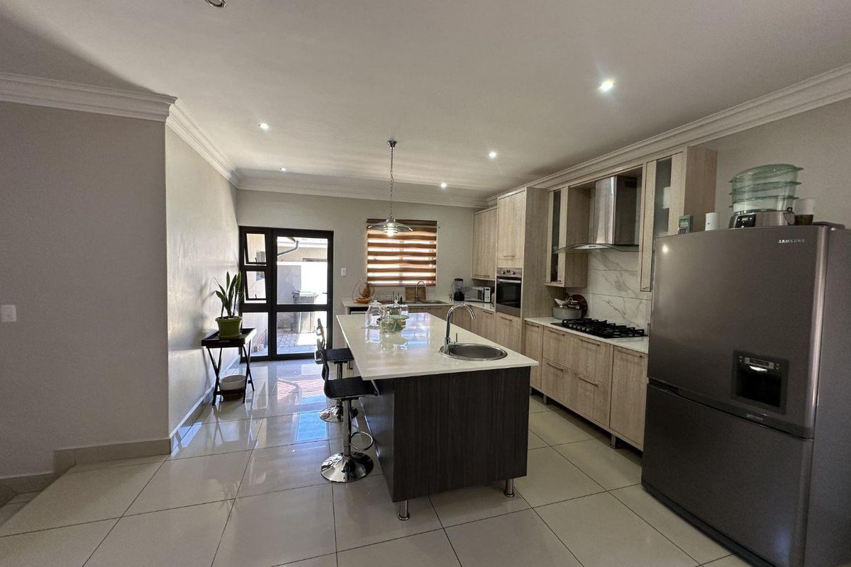 Secure Estate Living in Ivy Hill – Modern Comfort in Wild Olive Estate - Photo 2