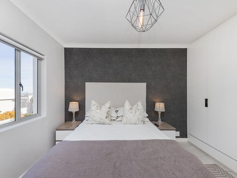 Furnished 1 Bedroom & Pet Friendly - Photo 10