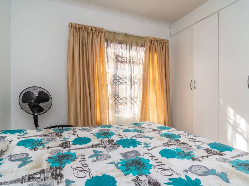 Don't miss this opportunity to own this well kept Townhouse - Photo 5