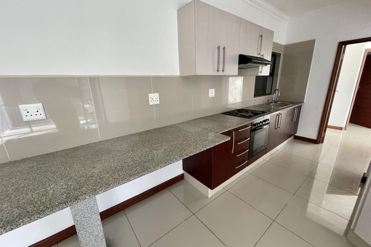 Hendra - Modern 3-Bedroom Apartment in Umhlanga Ridge - Photo 5