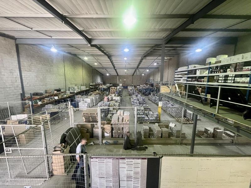 Hendra - Prime 1,069m2 Warehouse To Let | Briardene Industrial Precinct - Photo 2
