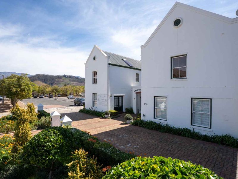 Rare Franschhoek Investment: Boutique Hotel Ready for Development - Photo 5