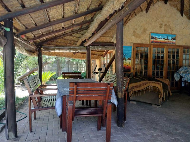 Family Home in Prime Location with limitess opportunties to expand and earn income - Photo 7