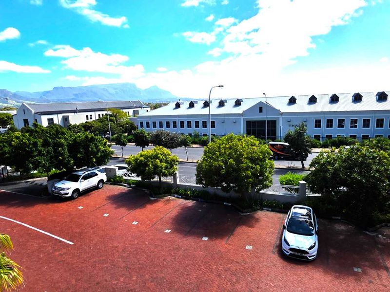 Loft Office in Prestigious Business Park - Photo 9