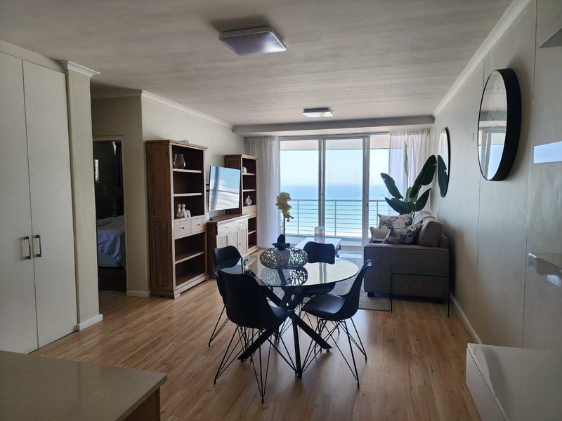 FURNISHED TWO BEDROOM Apartment with 2 parkings - Photo 8