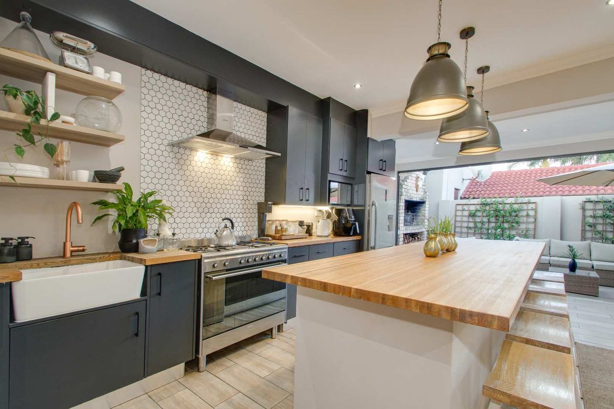 Stunning 4-Bedroom Cluster in Sought-After Firenza Estate – Randpark Ridge - Photo 5