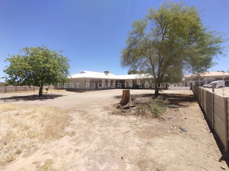 BUSINESS INVESTMENT PROPERTY FOR SALE IN MARIENTAL - NAMIBIA - Photo 10
