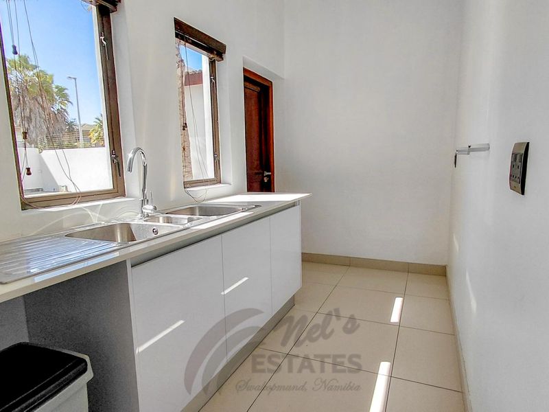Exceptional Home For Sale in Riverside, Kramersdorf, Swakopmund - Photo 10