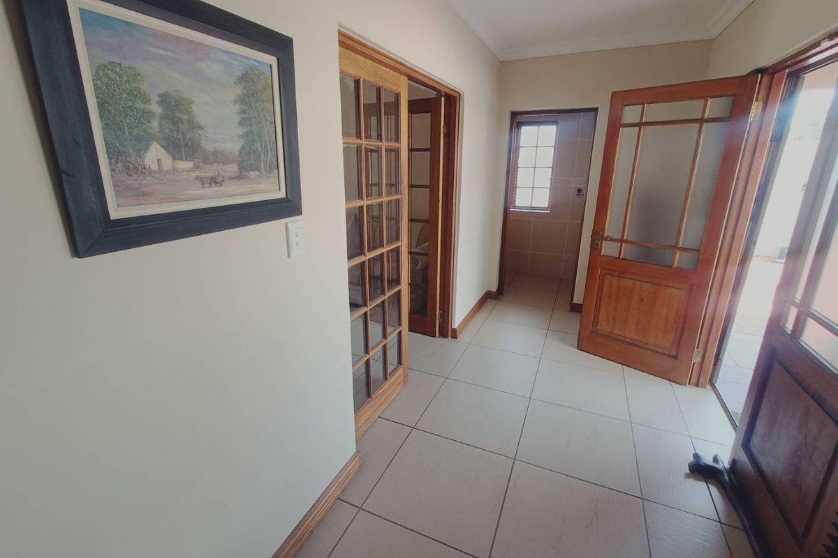 BEAUTIFUL MODERN FAMILY HOUSE FOR SALE IN DIE HOEWES!!! - Photo 3