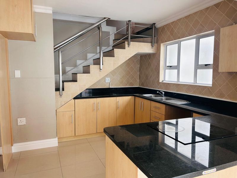 Refreshed Duplex with Spectacular Mountain Views  - Now 25Kpm - Photo 5