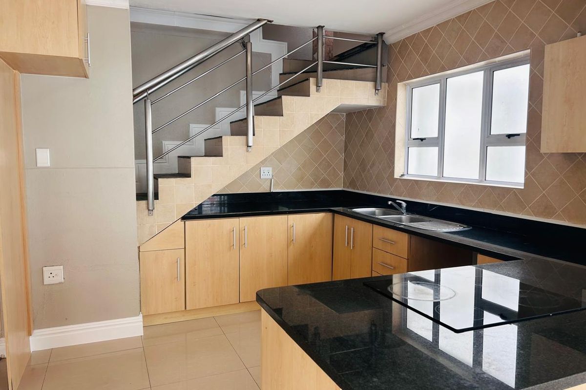 Refreshed Duplex with Spectacular Mountain Views  - Now 25Kpm - Photo 5