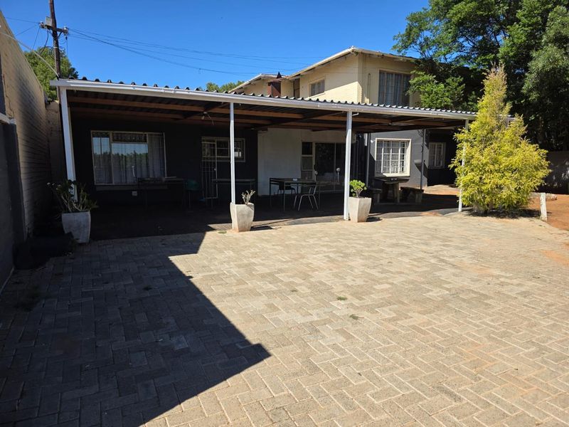 26 Bedroom properties Income Generator - Photo 2