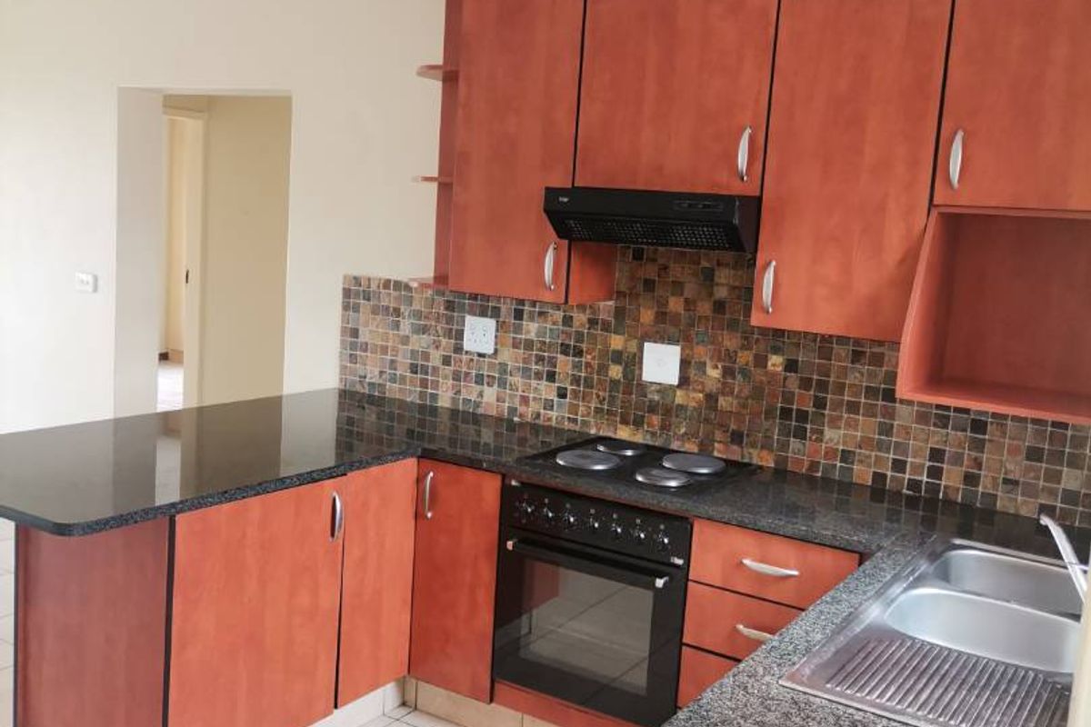 TWO BEDROOM APARTMENT IN VORNA VALLEY,MIDRAND -1 JULY 2026. - Photo 5