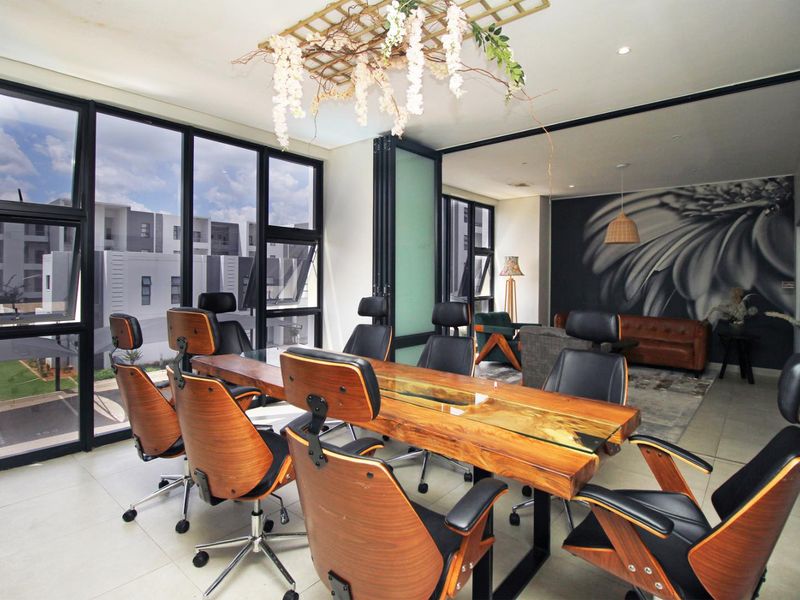 Tastefully furnished 1bedroom ground floor unit for rent - Photo 4
