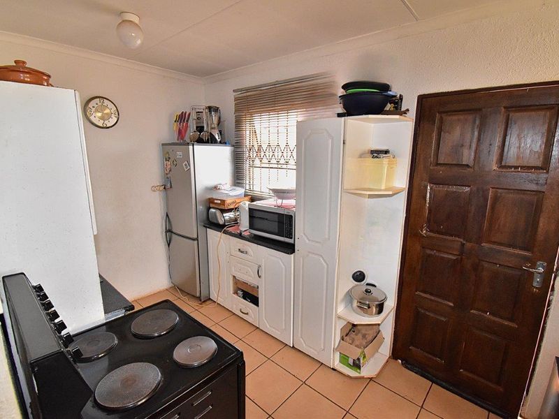 Perfect Starter Home - Photo 5