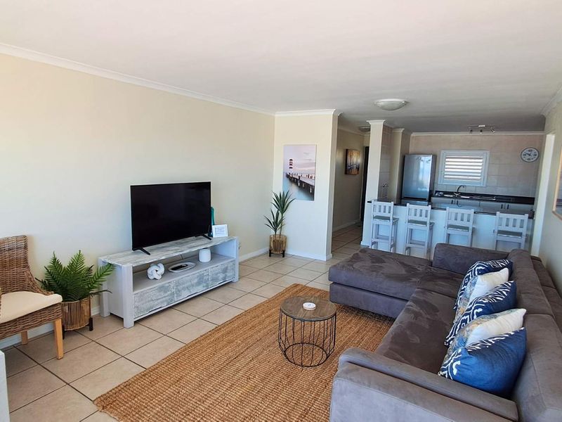 2-Bedroom Furnished Apartment for Long-Term Rental in Big Bay - Photo 5