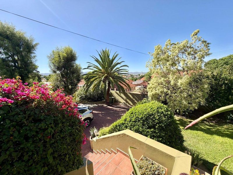 House For Sale in Windhoek West - Photo 2