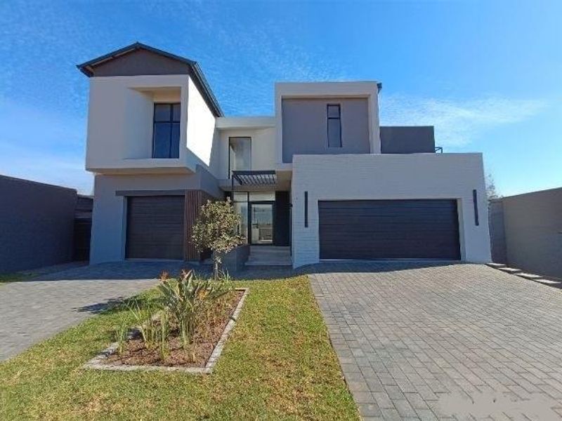 MIDSTREAM - FOUNTAIN BROOK - BRAND NEW 4 BEDROOM HOUSE READY TO MOVE IN! - Photo 3