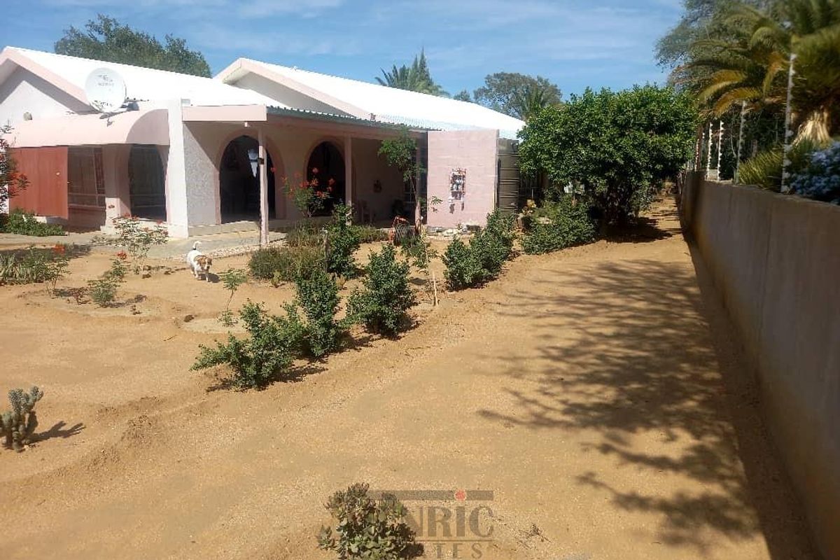 Nice and secure family home! - Photo 4