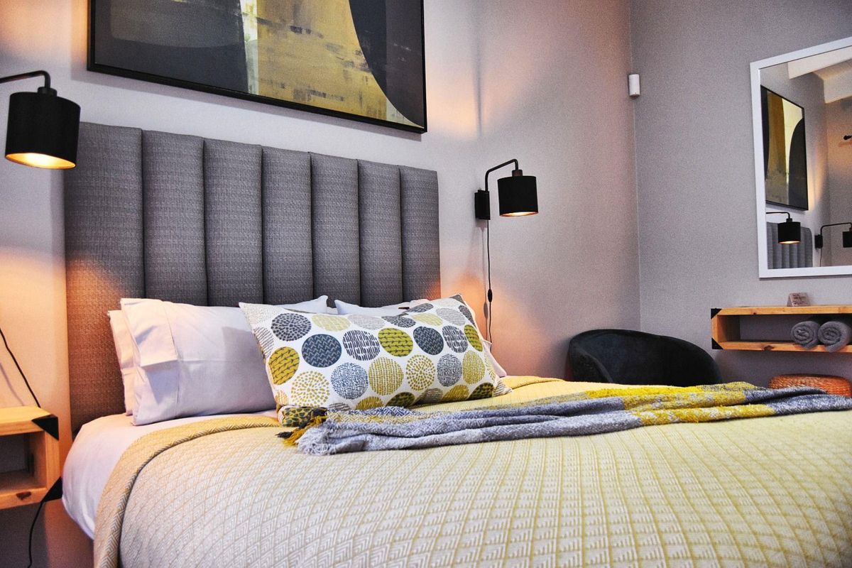 Invest in Luxury: Stunning Henties Bay Retreat! - Photo 3