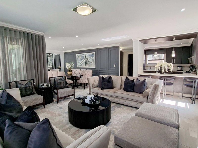 Gorgeous 4 bedroom, 3.5 bathroom Cluster available in Edenburg, Sandton - Photo 6