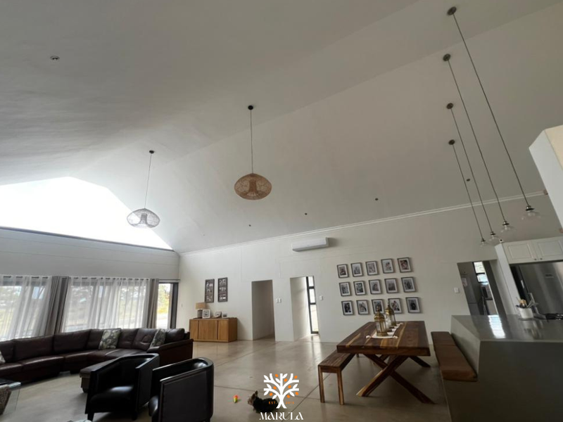 Family Home For Sale | Omeya Golf Estate | N$6 200 000 - Photo 4