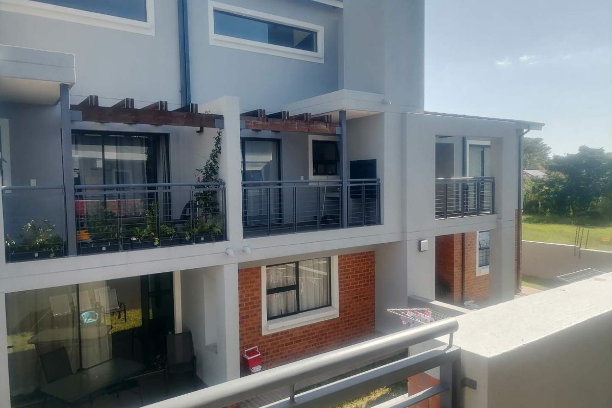 A secure residential estate in Montana, Pretoria - Photo 2