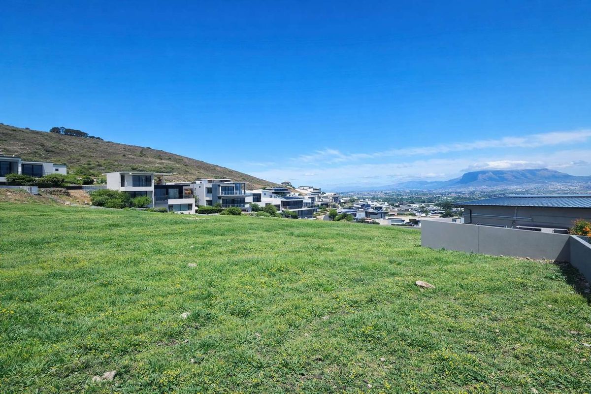 Wake Up to Table Mountain — Where Your Dream Home Becomes Reality in Baronetcy Estate - Photo 2