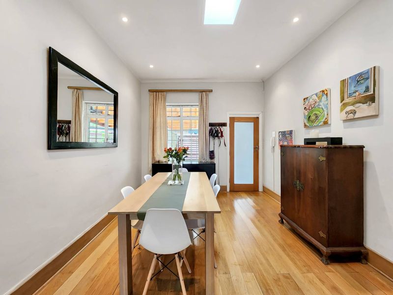 Upper Sea Point home on the border of Fresnaye - Photo 6