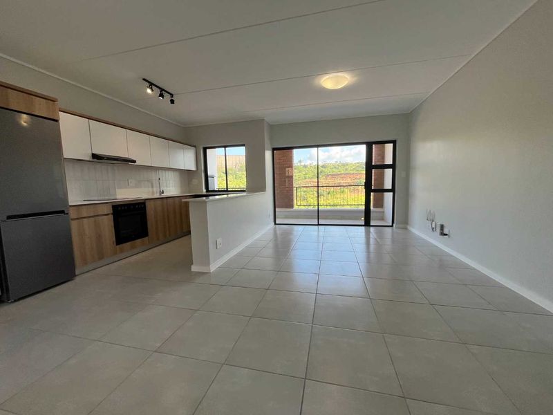 Modern and stylish 2-bedroom apartment available for rental in the sought-after Ballito Hills lifestyle estate - Photo 5