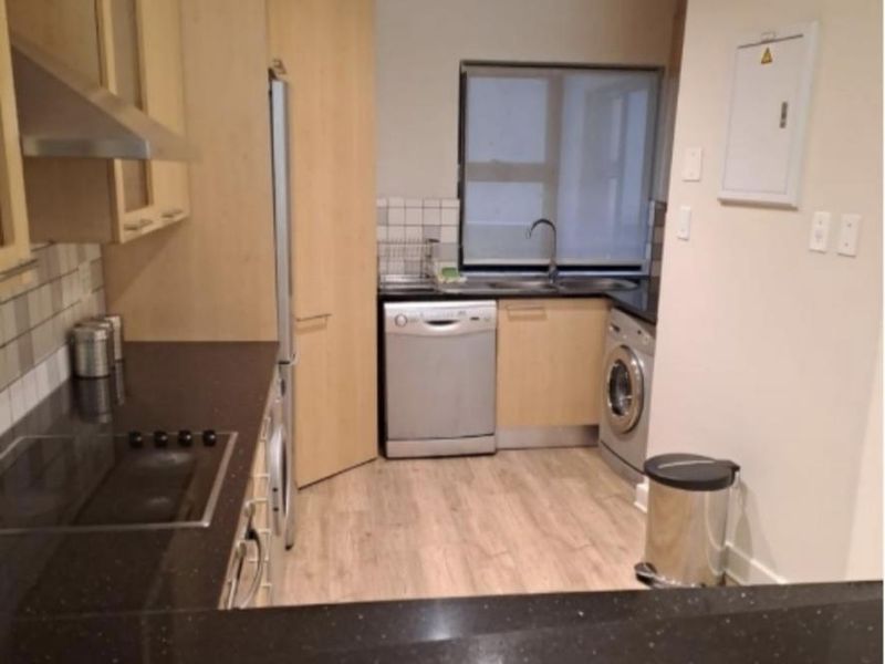A BEAUTIFULLY FURNISHED TWO BEDROOM APARTMENT - Photo 9