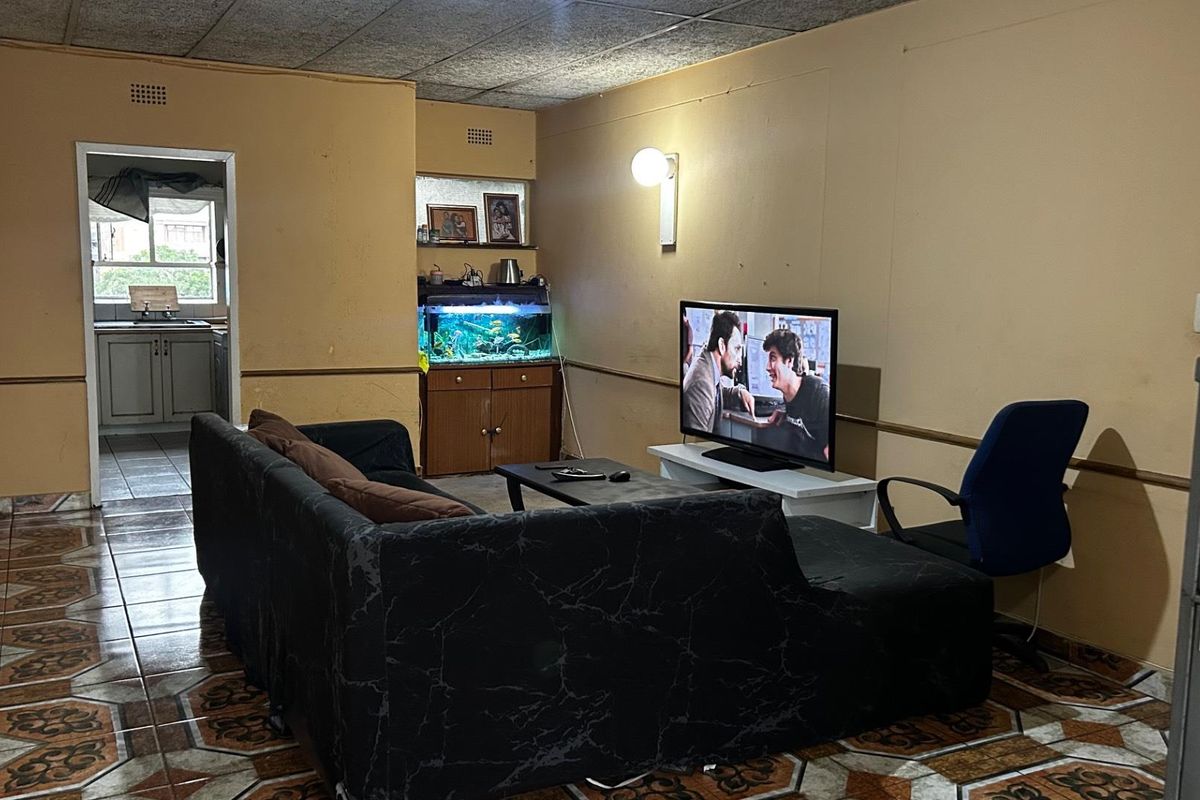 Live Where Everything Connects!2-Bedroom Home With Pool & Play Area - Photo 4