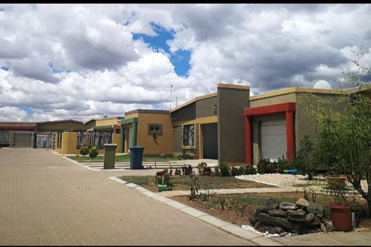 Property for Sale - Photo 2