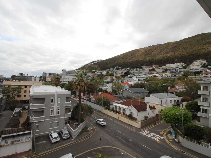 0.5 Bedroom Apartment - Sea Point - Photo 9