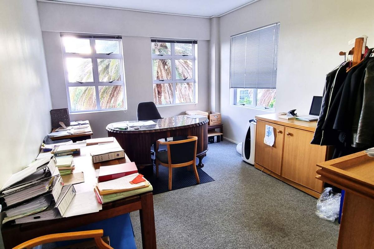 First Floor Office in Westlake Square - Photo 2
