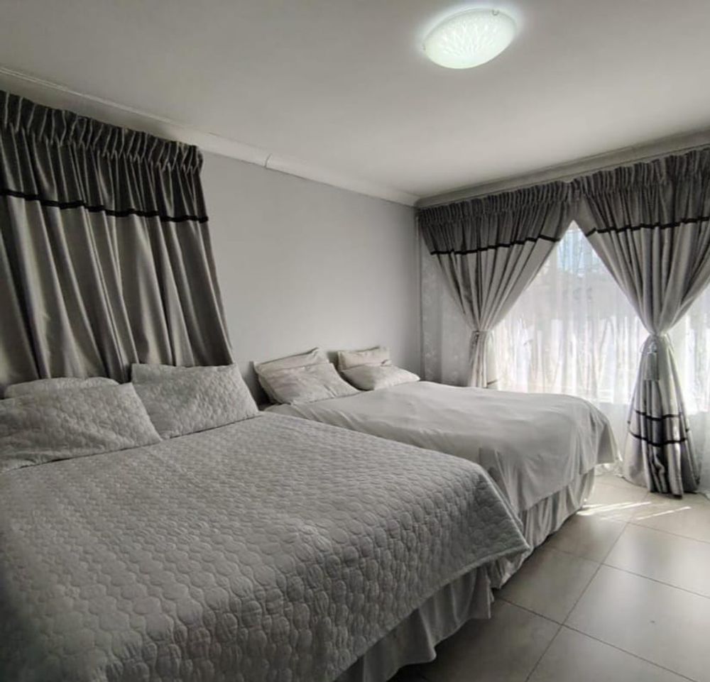 Parents bedroom