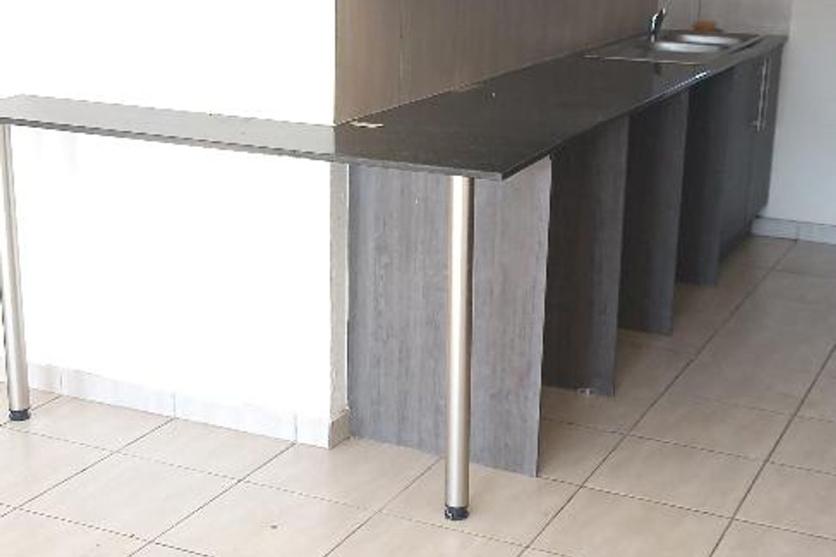 2 BEDROOM, 1 FULL BATHROOM FOR SALE IN TERENURE - Photo 4