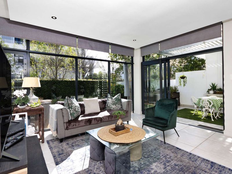 North-Facing & Naturally Bright - Photo 3