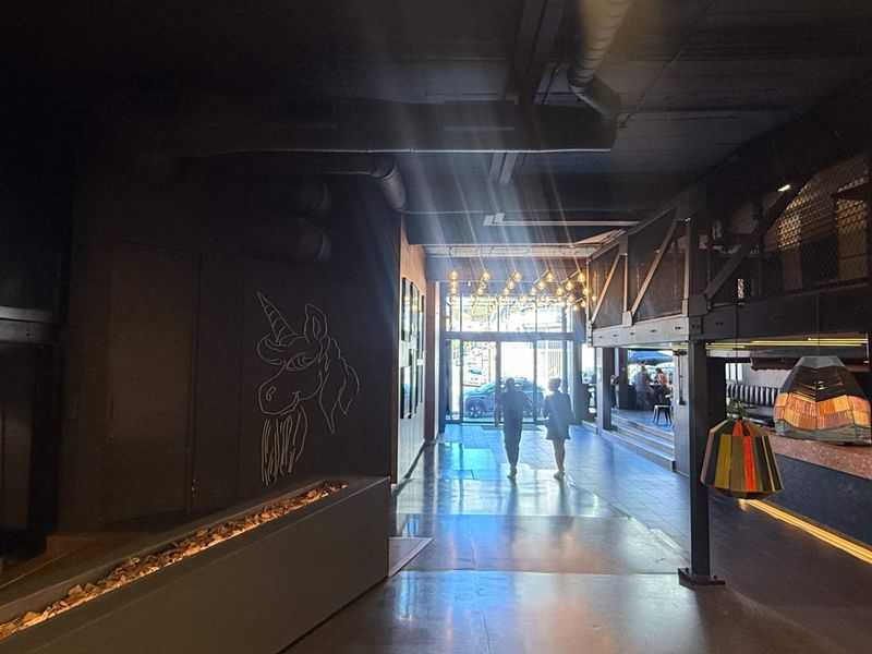 150m2 showroom space in Harrington street - Photo 3