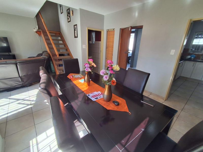 Three Bedroom Duplex for Sale in Eldoraigne, Centurion - Photo 6