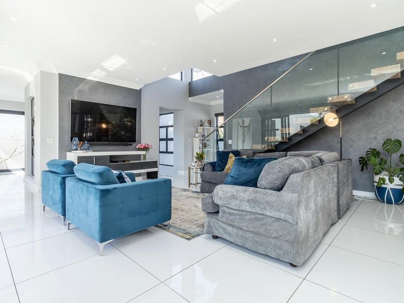 Experience the epitome of luxury family living - Photo 8