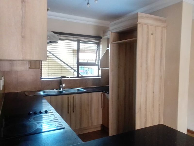 3 Bedroom Apartment For Rent in East Rand Boksburg - Photo 4