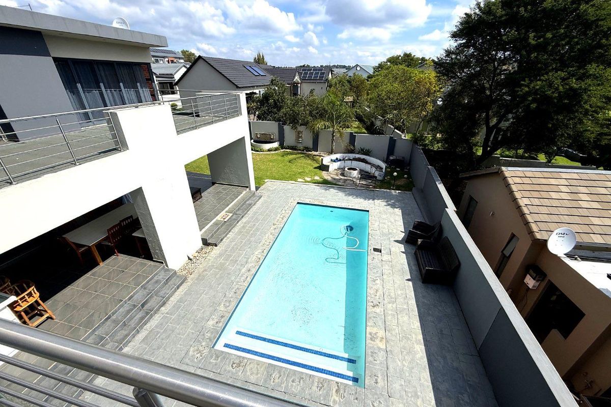 Golf Estate Living at its best - Designed for family and Entertaining - Photo 4